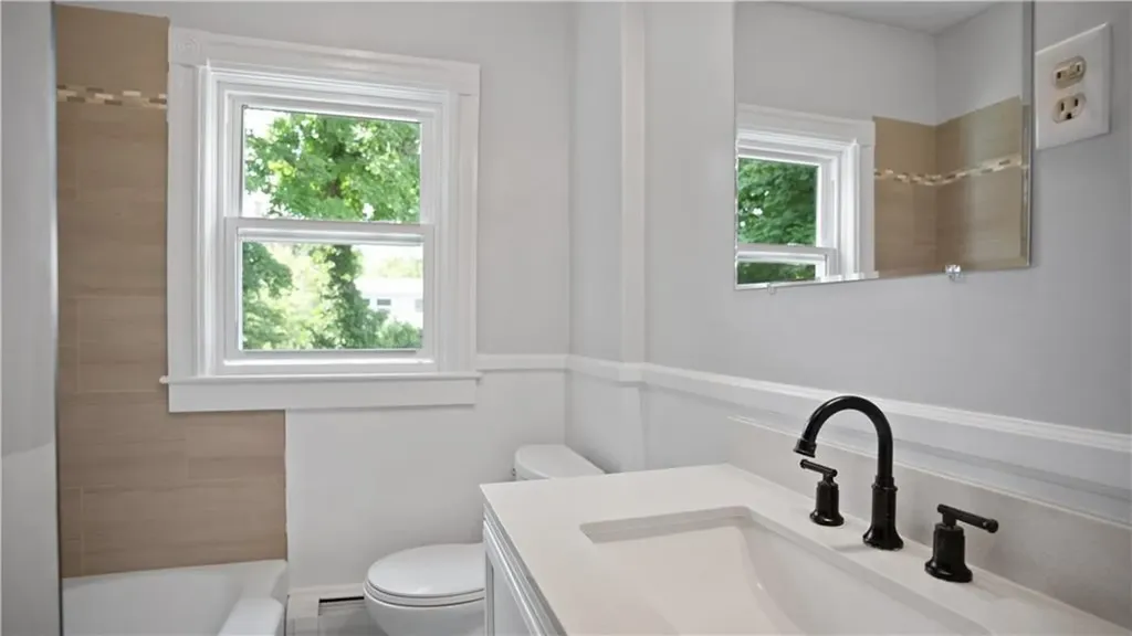 27 Hillside Avenue Providence RI 02906