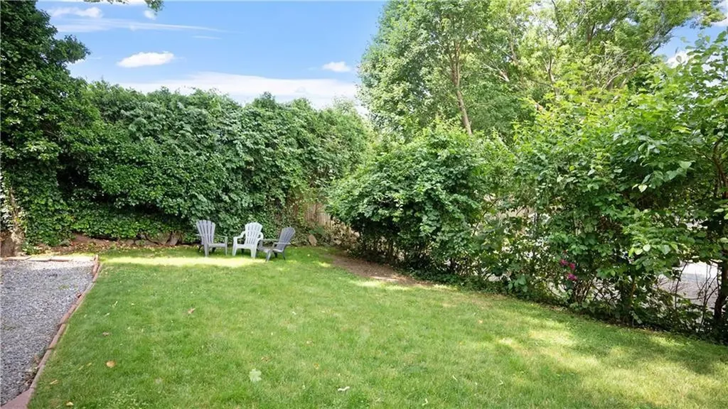 27 Hillside Avenue Providence RI 02906
