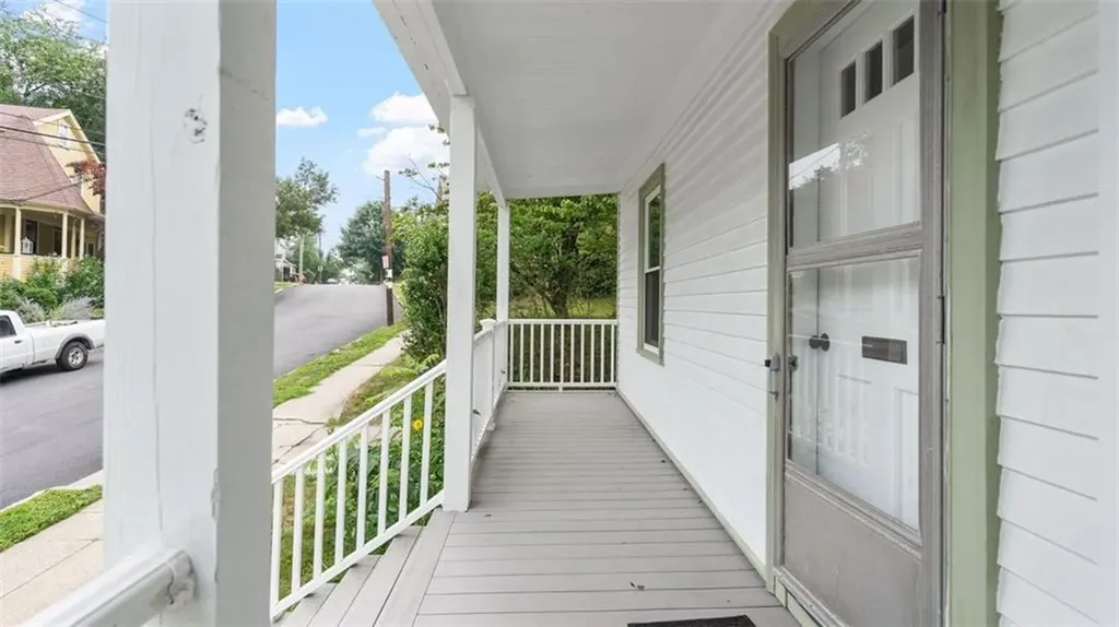 27 Hillside Avenue Providence RI 02906