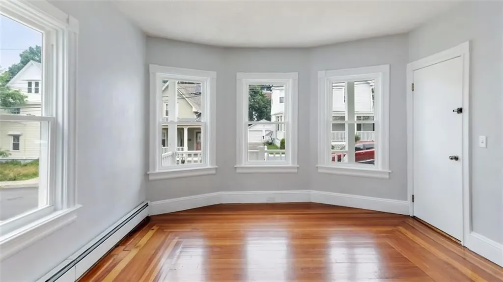 27 Hillside Avenue Providence RI 02906