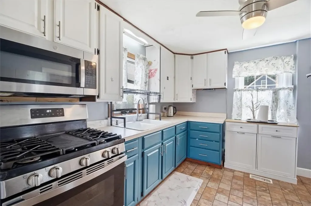 94 Westcott Avenue Cranston RI 02910