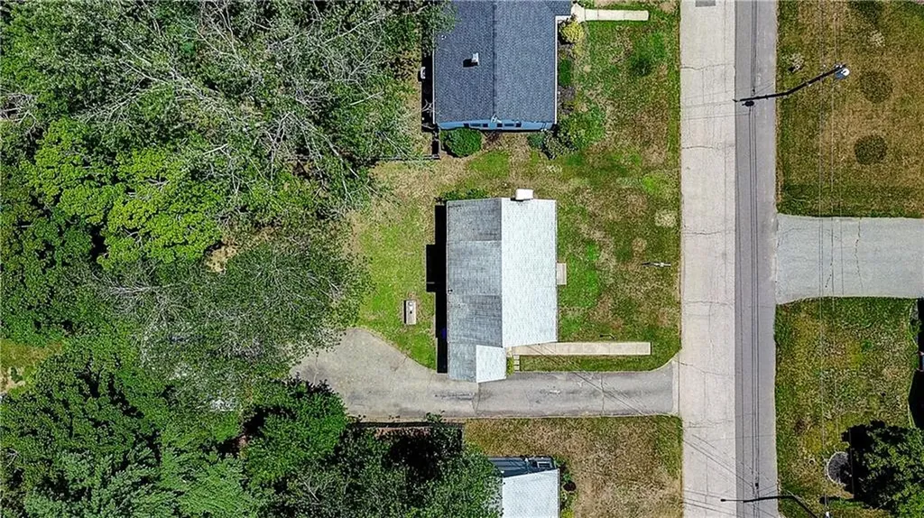 73 Lindy Avenue East Providence RI 02915