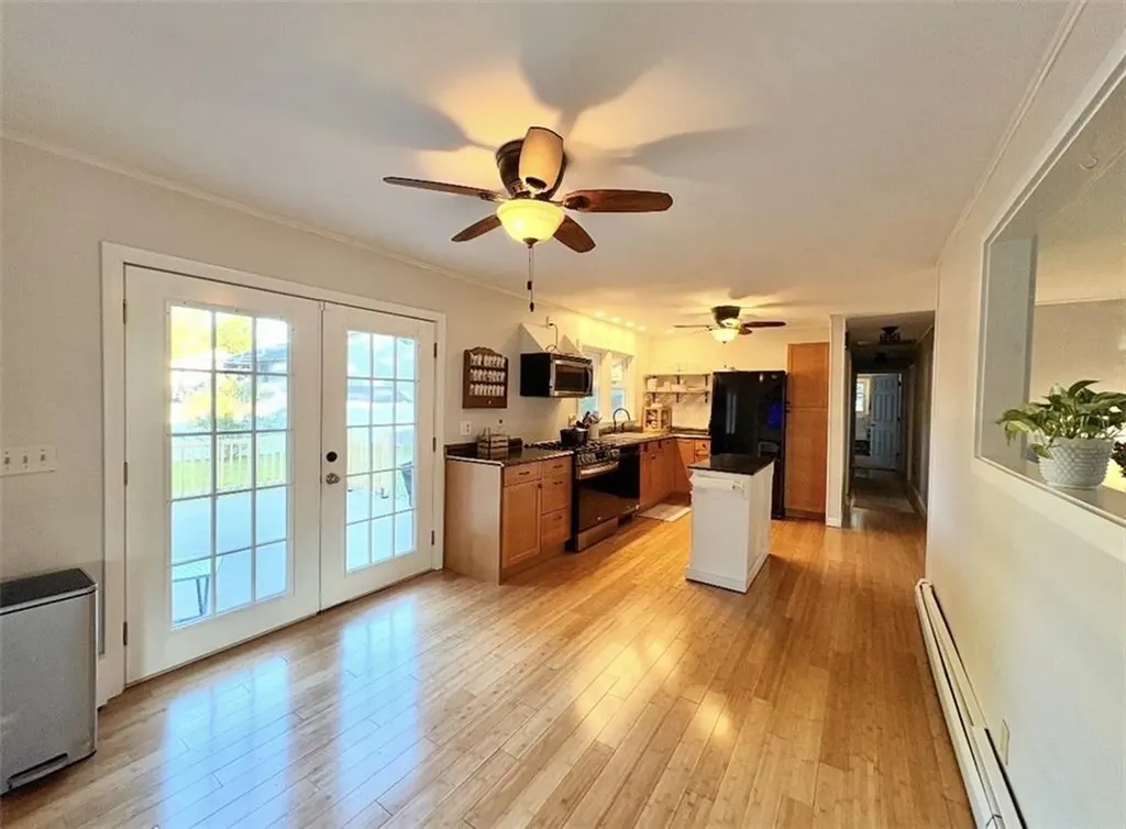 262 Pequot Avenue Warwick RI 02889