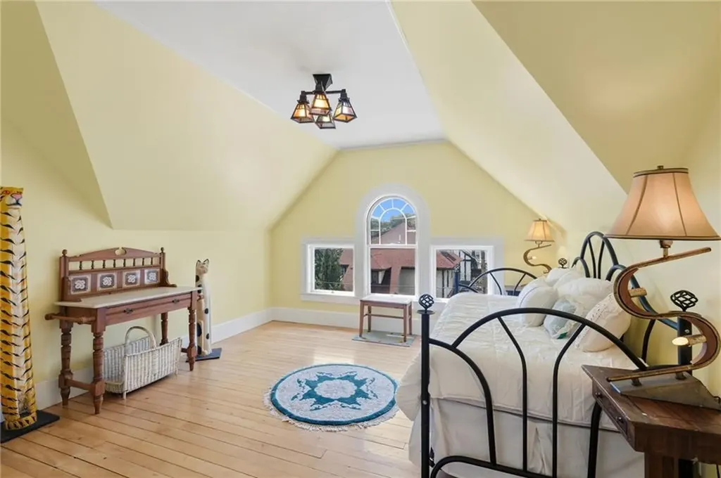 473 South Main Street Woonsocket RI 02895