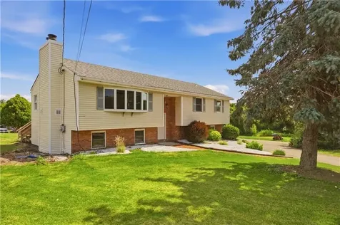 49 Dexter Street Portsmouth RI 02871