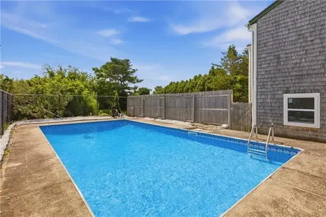 49 Dexter Street Portsmouth RI 02871