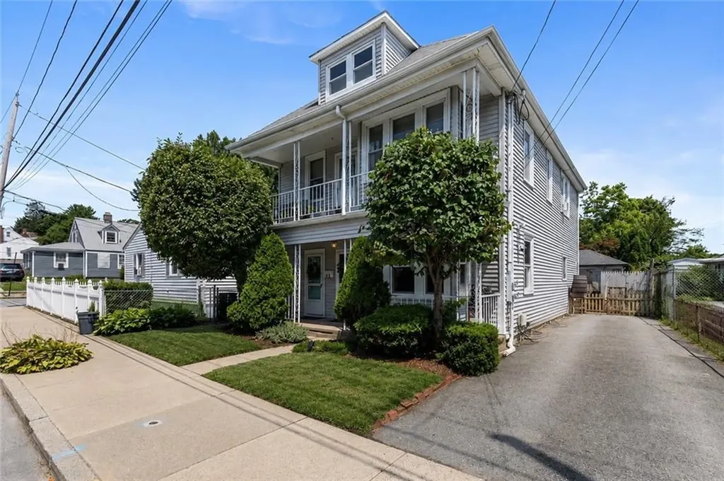 93 Whipple Avenue Cranston RI 02920