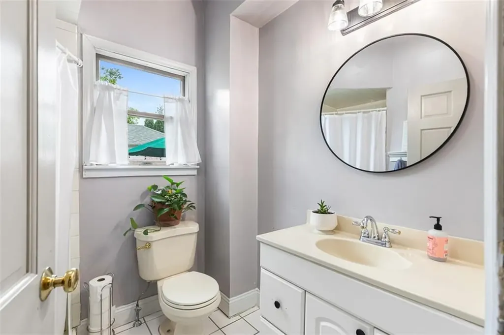 93 Whipple Avenue Cranston RI 02920