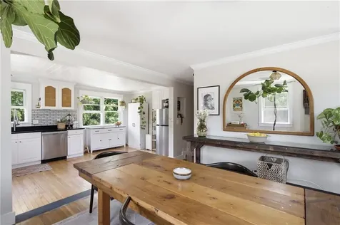 76 Redwood Road Portsmouth RI 02871