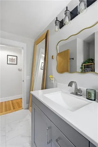 76 Redwood Road Portsmouth RI 02871