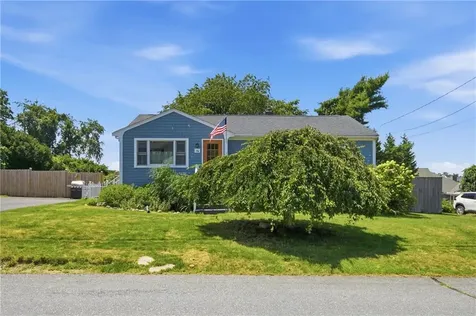 76 Redwood Road Portsmouth RI 02871