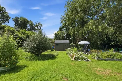76 Redwood Road Portsmouth RI 02871
