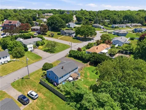 76 Redwood Road Portsmouth RI 02871