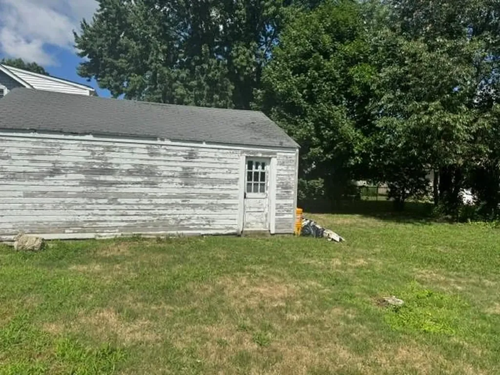30 Spring Street East Providence RI 02915