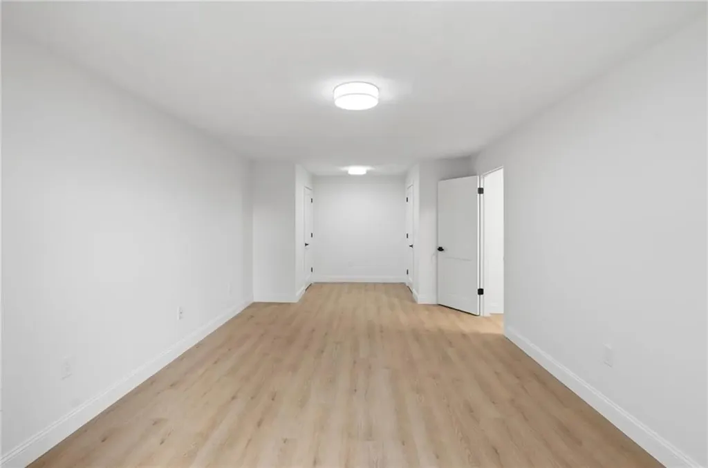 18 Teaberry Lane Hopkinton RI 02832