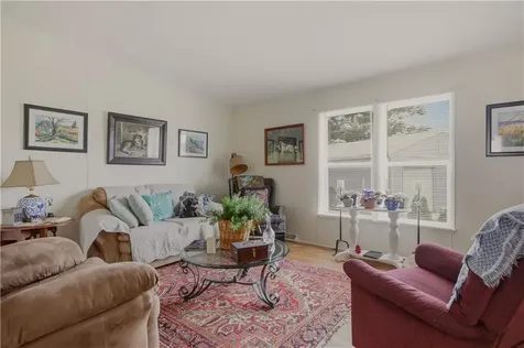 8 North Drive Portsmouth RI 02871