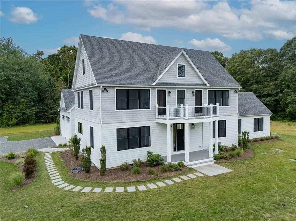 416 B Bridgetown Road South Kingstown RI 02874