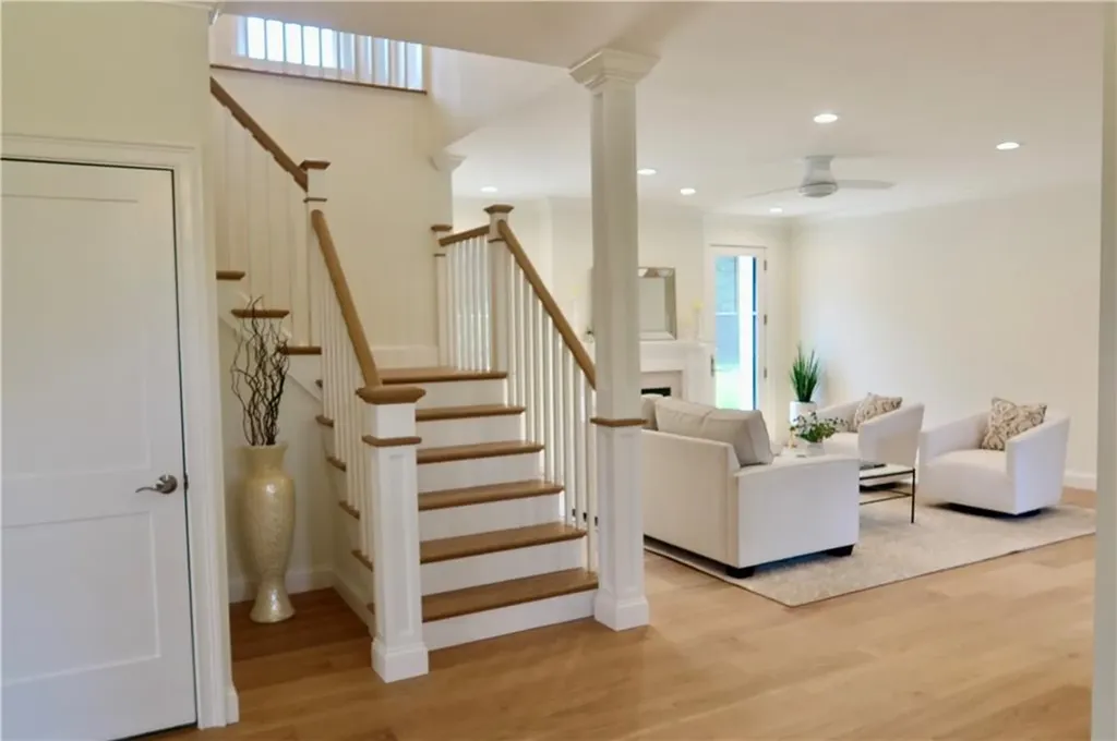 416 B Bridgetown Road South Kingstown RI 02874