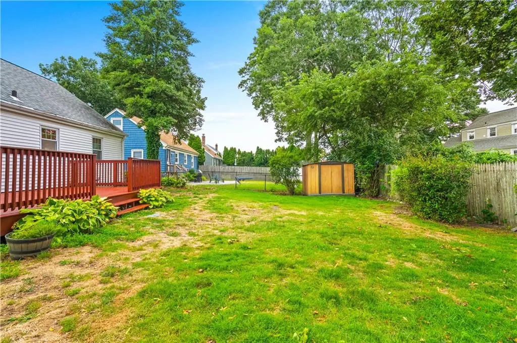 75 Thurston Street East Providence RI 02915