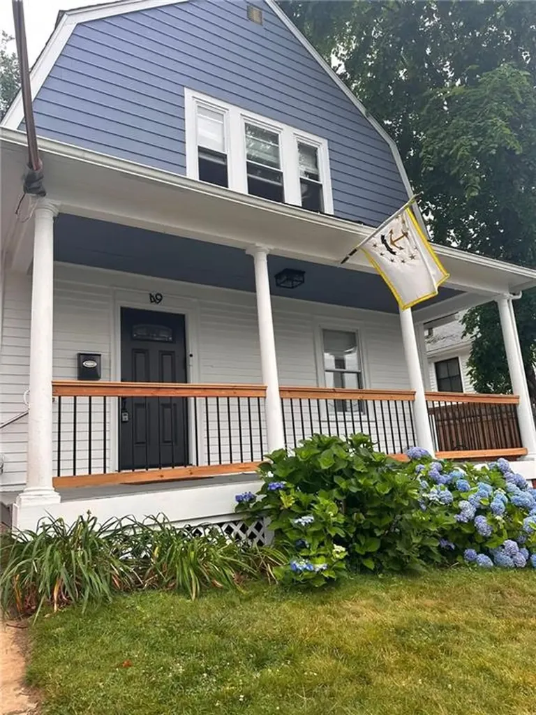 49 Woodbine Street Providence RI 02906