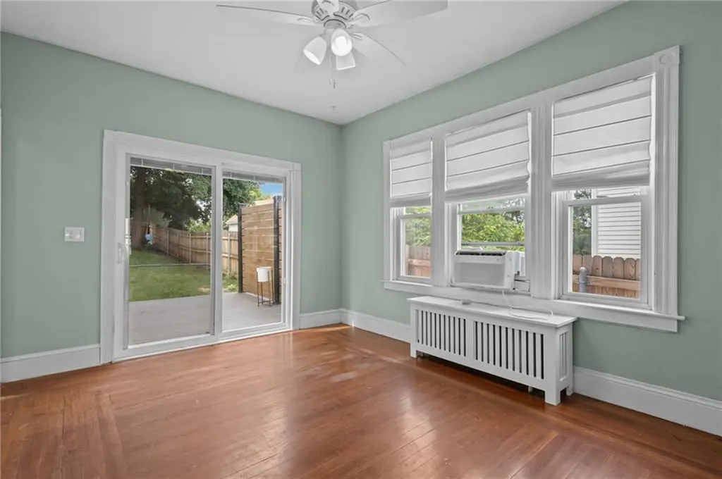 49 Woodbine Street Providence RI 02906