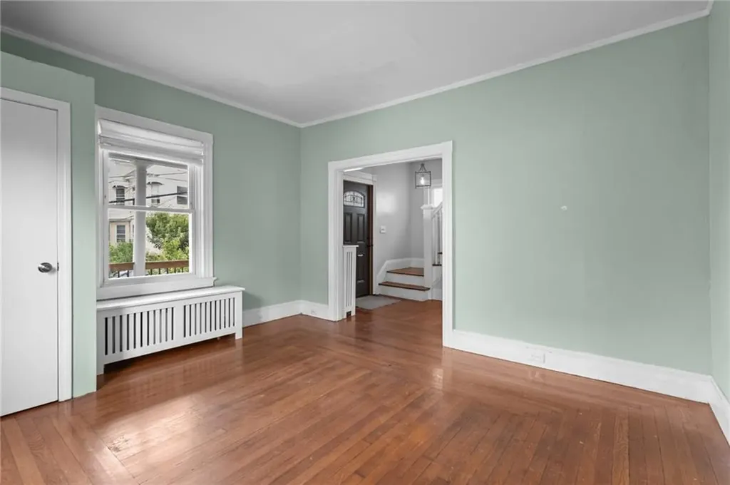 49 Woodbine Street Providence RI 02906