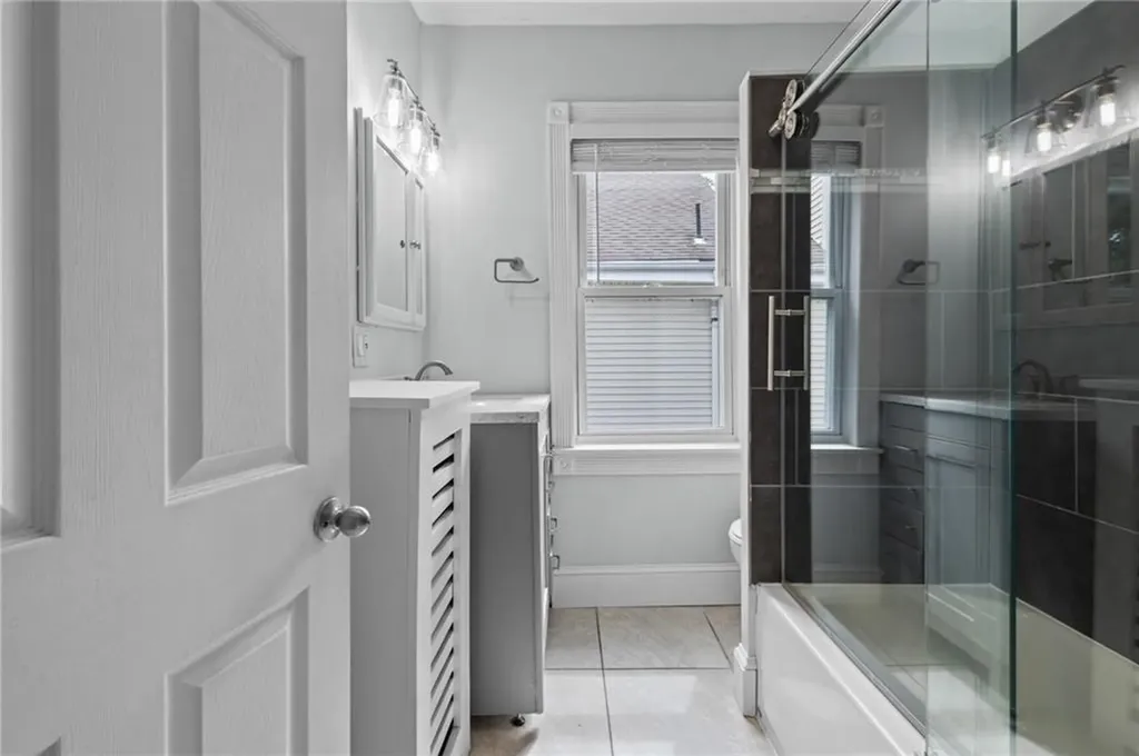 49 Woodbine Street Providence RI 02906