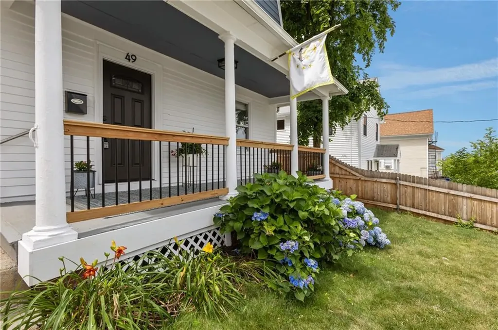 49 Woodbine Street Providence RI 02906