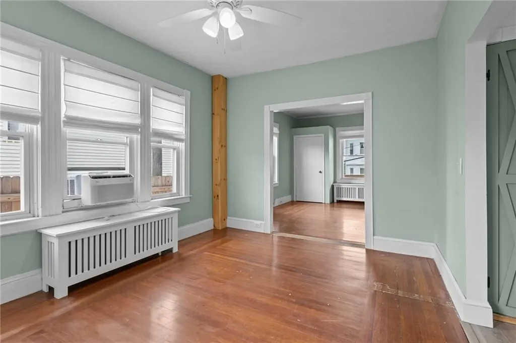 49 Woodbine Street Providence RI 02906