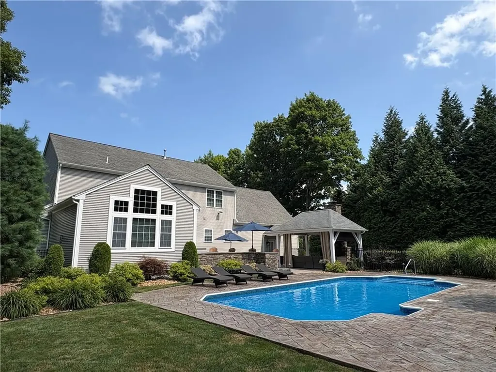6 Val Jean Drive Smithfield RI 02828
