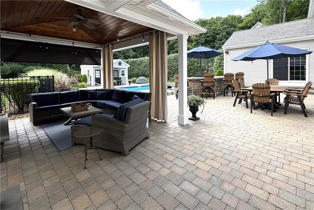 6 Val Jean Drive Smithfield RI 02828