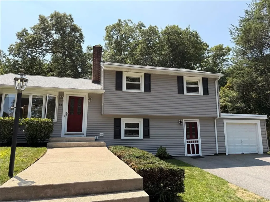33 Shirley Drive Cumberland RI 02864