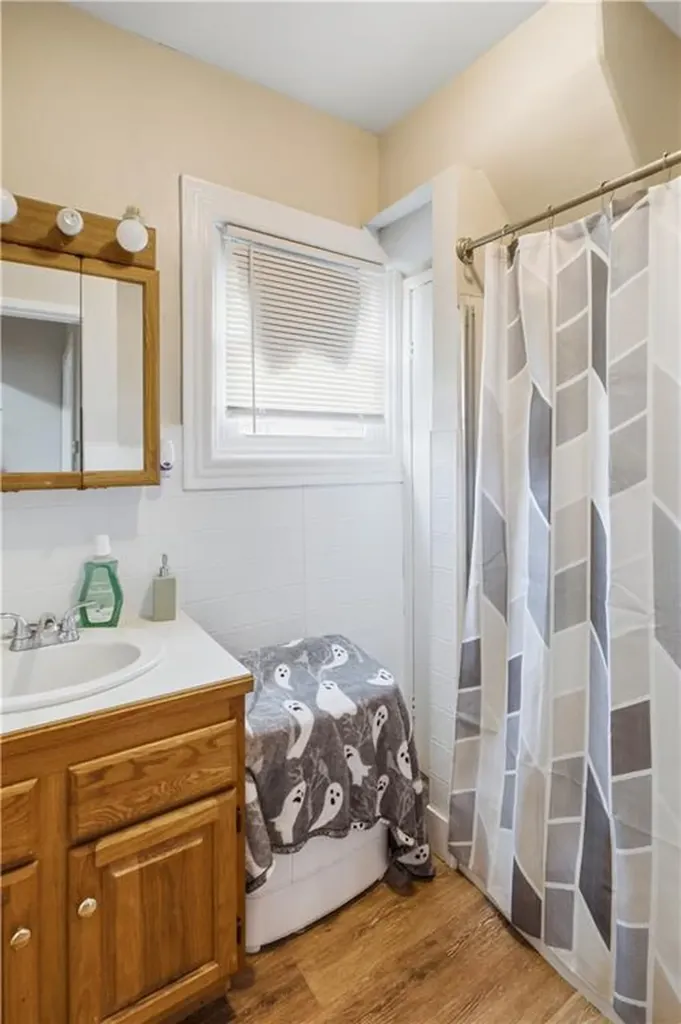 171 Lyon Avenue East Providence RI 02914