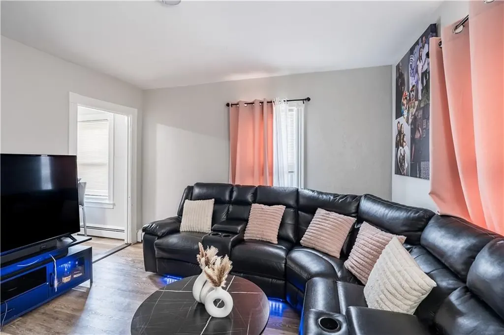 171 Lyon Avenue East Providence RI 02914