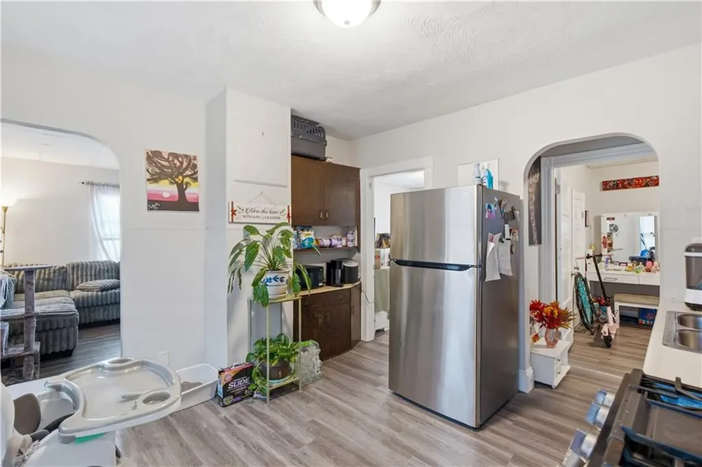 171 Lyon Avenue East Providence RI 02914