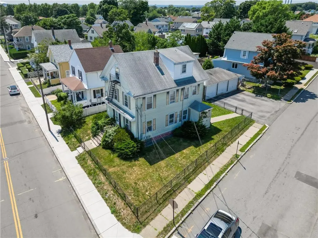 171 Lyon Avenue East Providence RI 02914