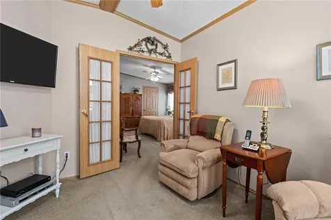 9 Nightingale Lane Tiverton RI 02878