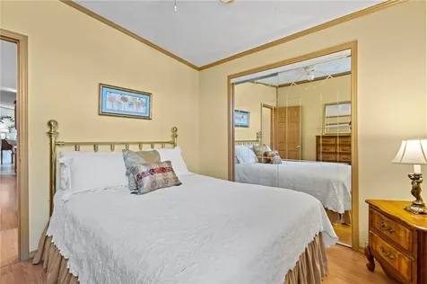 9 Nightingale Lane Tiverton RI 02878