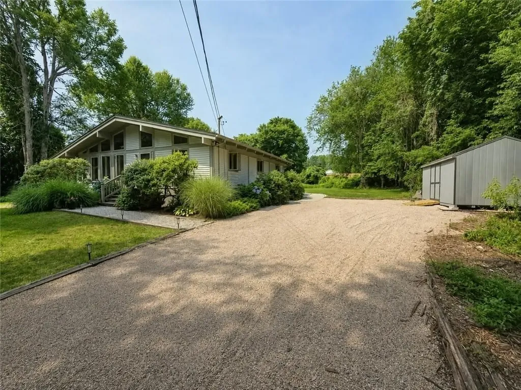 35 Sunset Avenue North Kingstown RI 02874