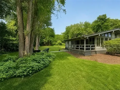 35 Sunset Avenue North Kingstown RI 02874