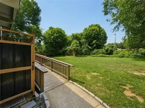 35 Sunset Avenue North Kingstown RI 02874