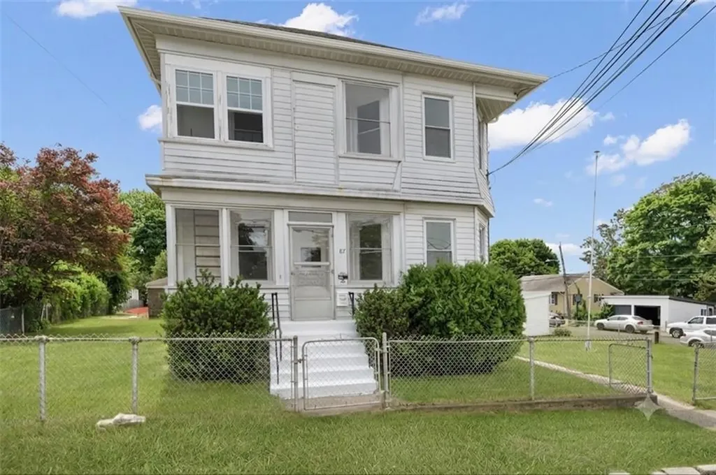 87 Lyman Avenue North Providence RI 02911