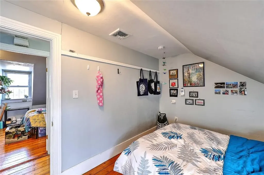 390 Hope Street Providence RI 02906