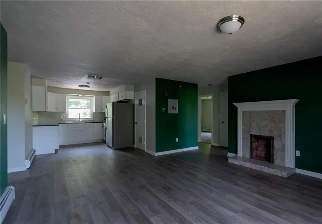 283 Privilege Street Woonsocket RI 02895