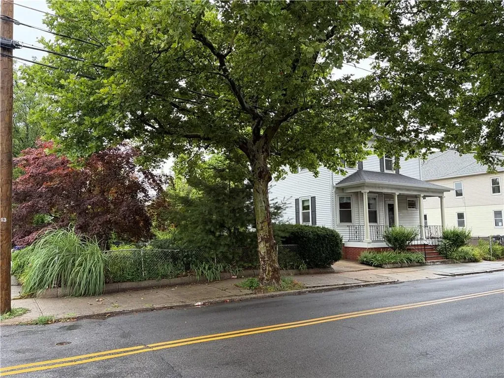 110 Mount Pleasant Avenue Providence RI 02906