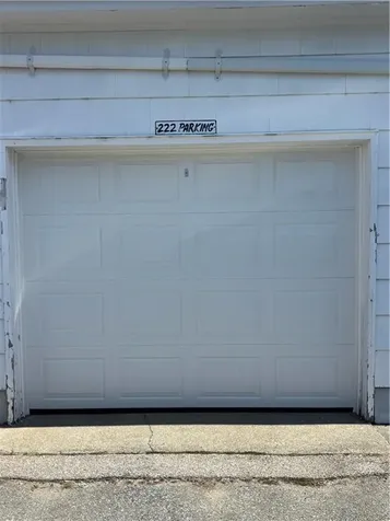 222 Main Road Tiverton RI 02878