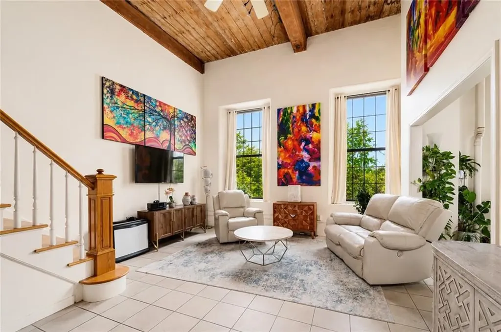 15 Higgins Street Smithfield RI 02917