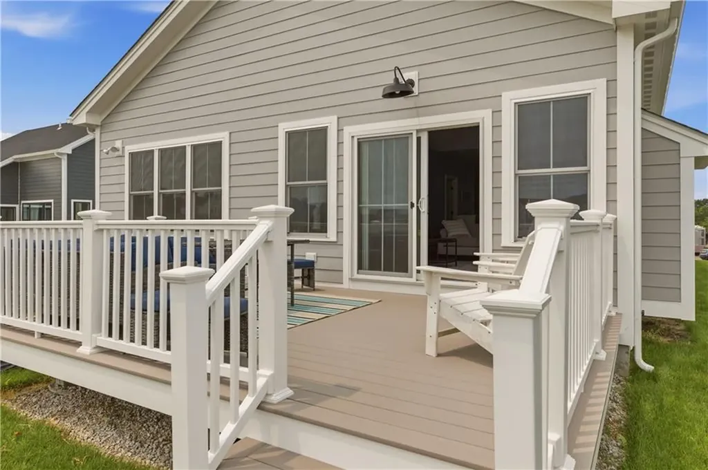 201 Revolution Way Portsmouth RI 02871