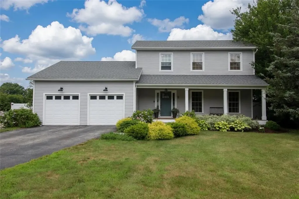 9 Kiki Circle Cranston RI 02921