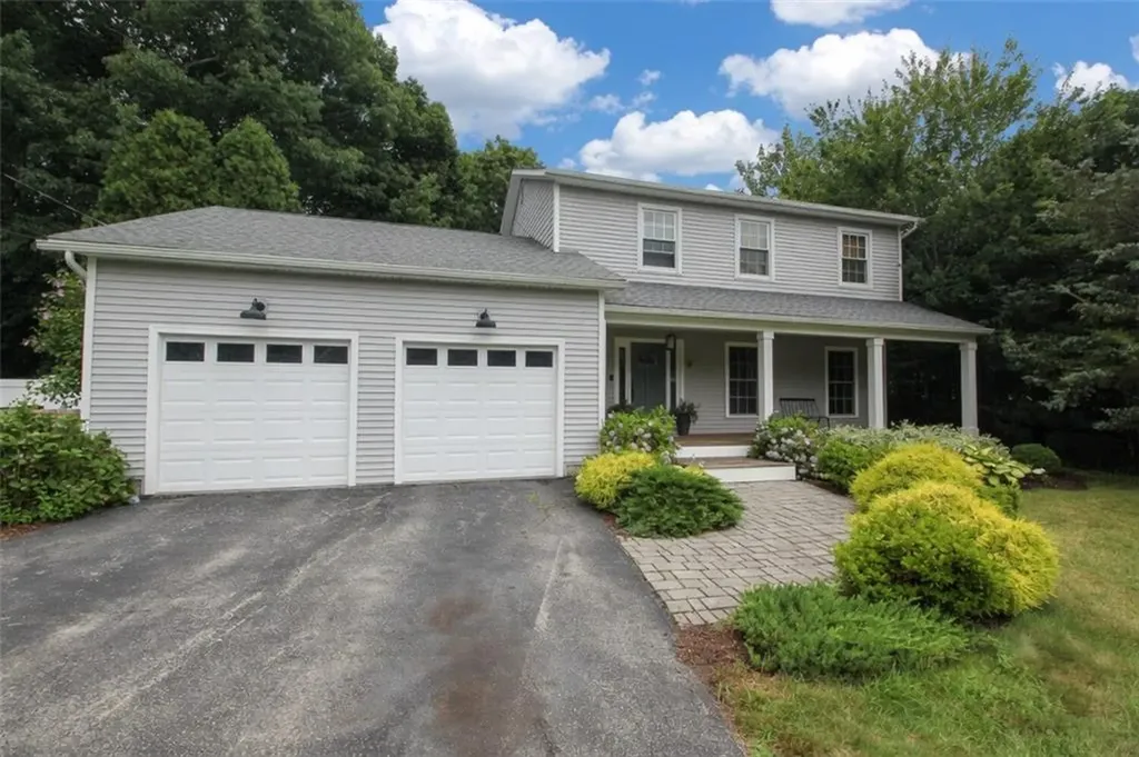 9 Kiki Circle Cranston RI 02921
